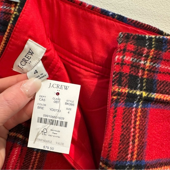 NWT- J.Crew Red Plaid Wool Festive Holiday Mini Skirt Size 4 Women’s - Picture 3 of 10
